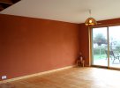 Peinture à l'argile sur le mur, peinture végétale au plafond et huile (…)